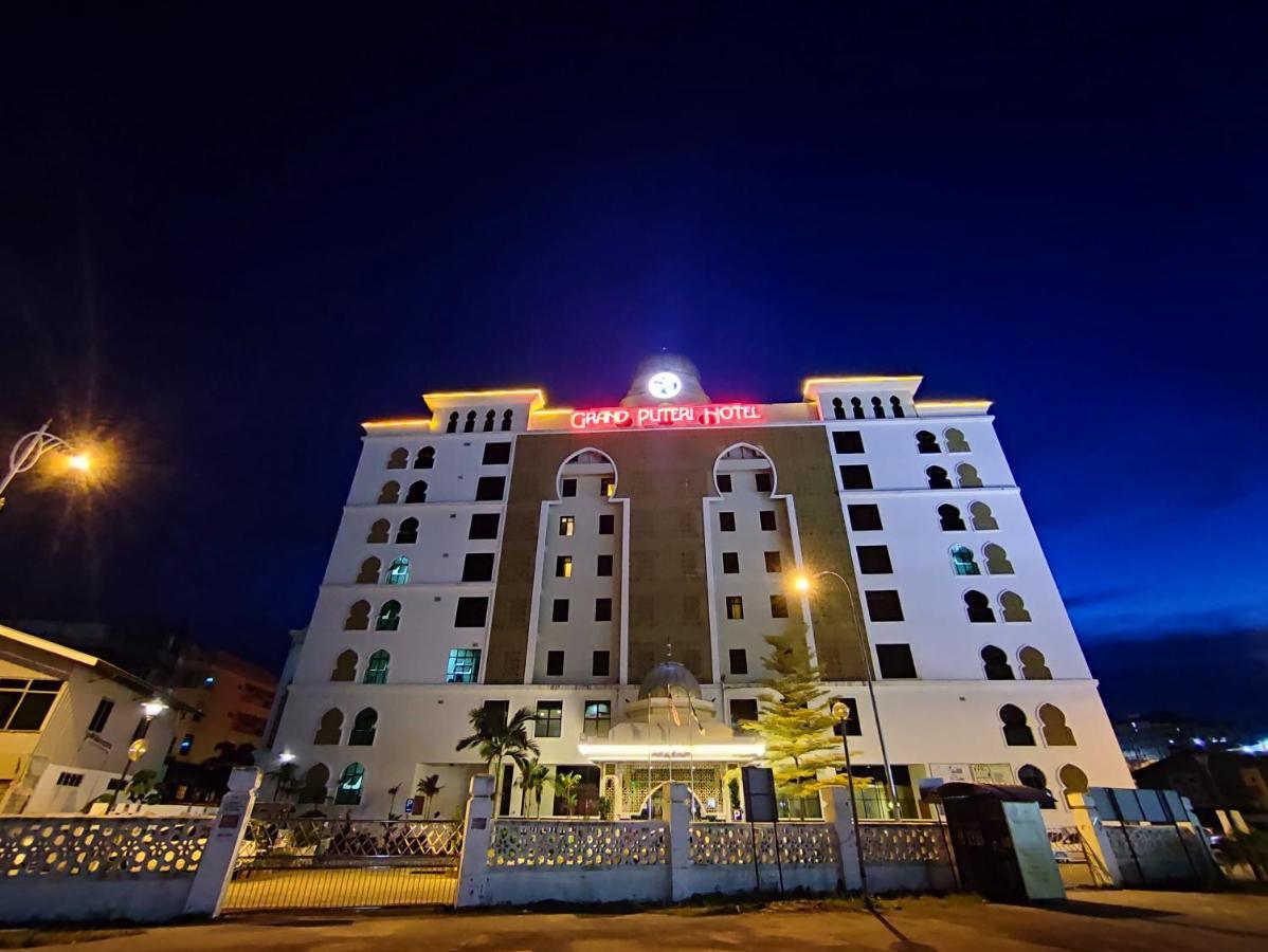 The Grand Puteri Hotel Kuala Terengganu Zewnętrze zdjęcie