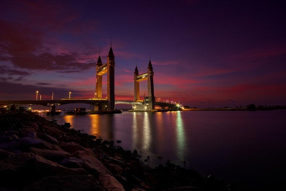 The Grand Puteri Hotel Kuala Terengganu Zewnętrze zdjęcie