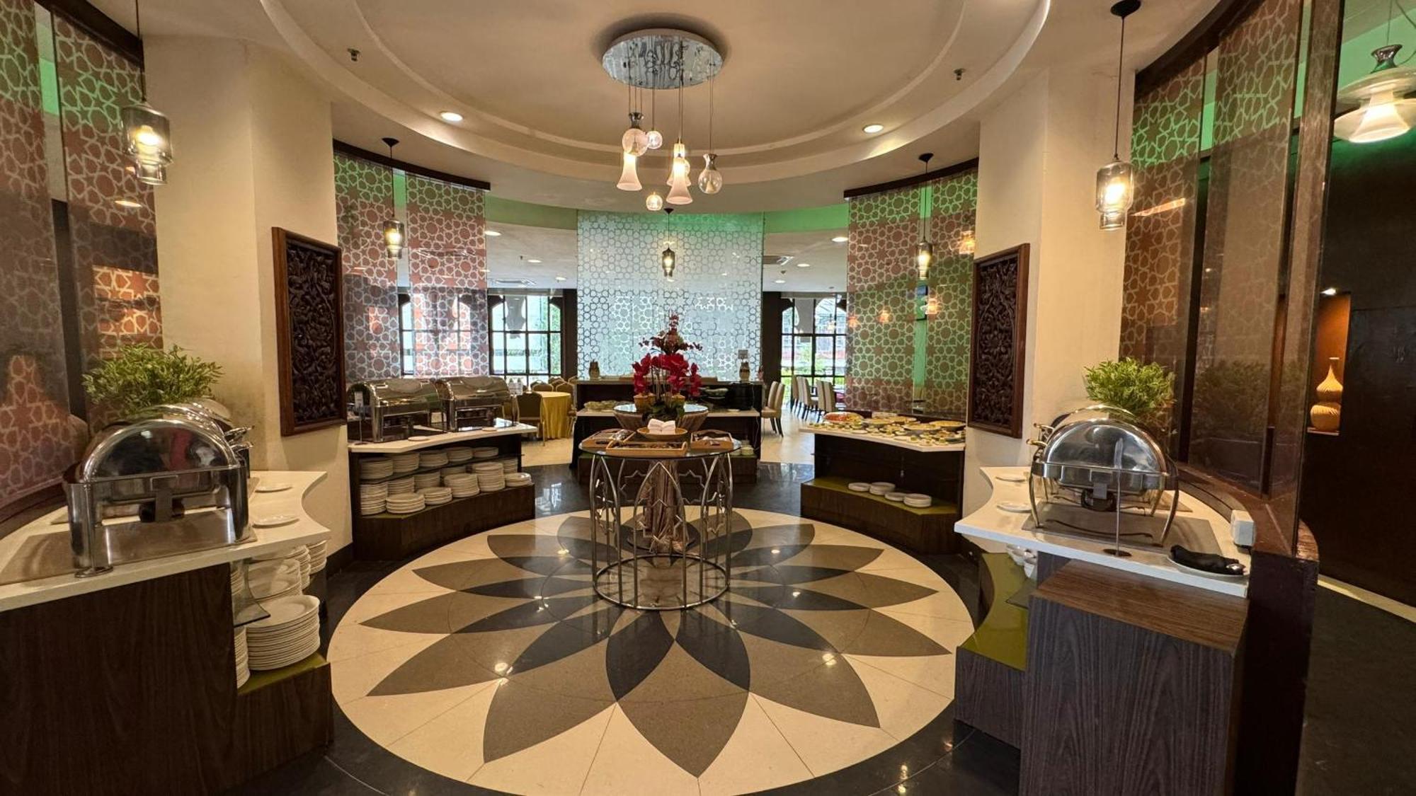 The Grand Puteri Hotel Kuala Terengganu Zewnętrze zdjęcie